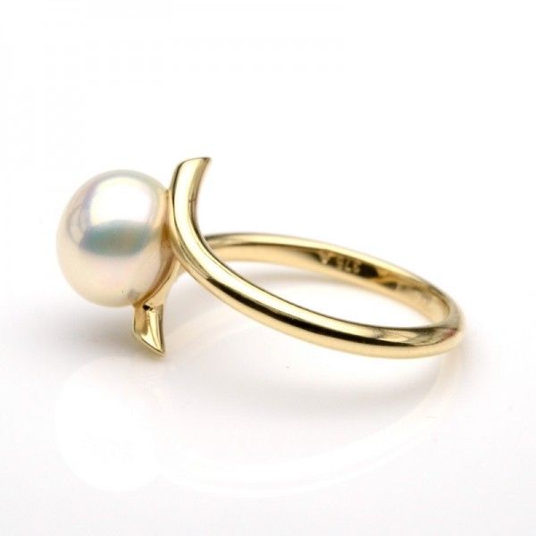 Yellow Gold Freshwater Button Pearl Ring