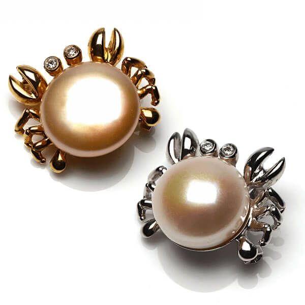 Freshwater Cultured Pearl Crab Brooch  |  18ct Gold 