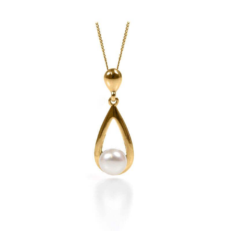 yellow gold pear shape pearl pendant