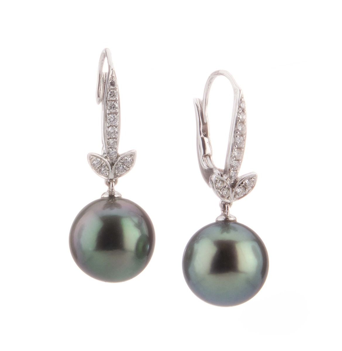 Tahitian pearl and diamond lever hooks side view
