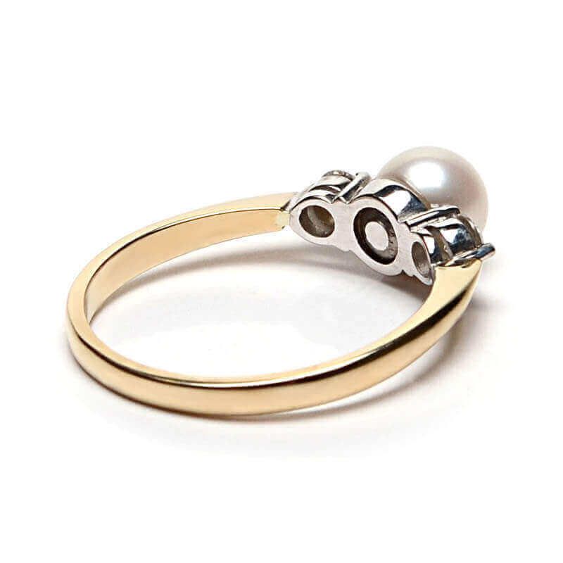 Yellow Gold three stone diamond and pearl ring